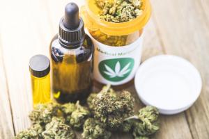 medical-marijuana-in-various-forms